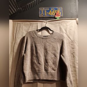 Banana Republic sweater size xl